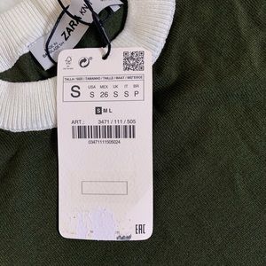 Zara Sweaters - NWT Zara Green Cropped Sweater Zara Sweaters - NWT Zara Green Cropped Sweater
